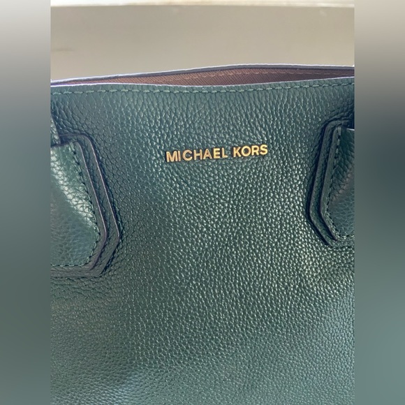 Michael Kors Forest Green Pebbled Leather Handbag - Picture 2 of 13